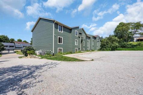 1705 Lynncrest Drive Coralville IA 52241-2738