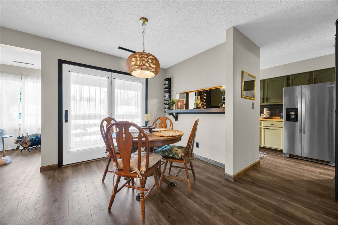 1705 Lynncrest Drive Coralville IA 52241-2738