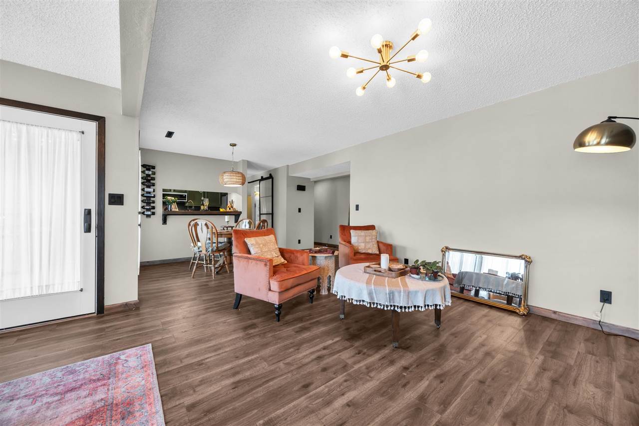 1705 Lynncrest Drive Coralville IA 52241-2738
