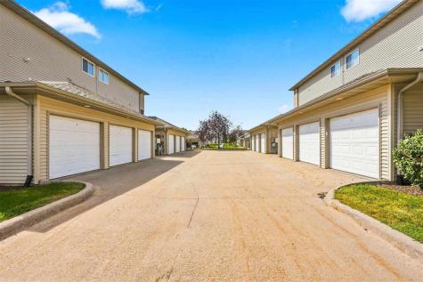 920 W Cherry Street North Liberty IA 51317