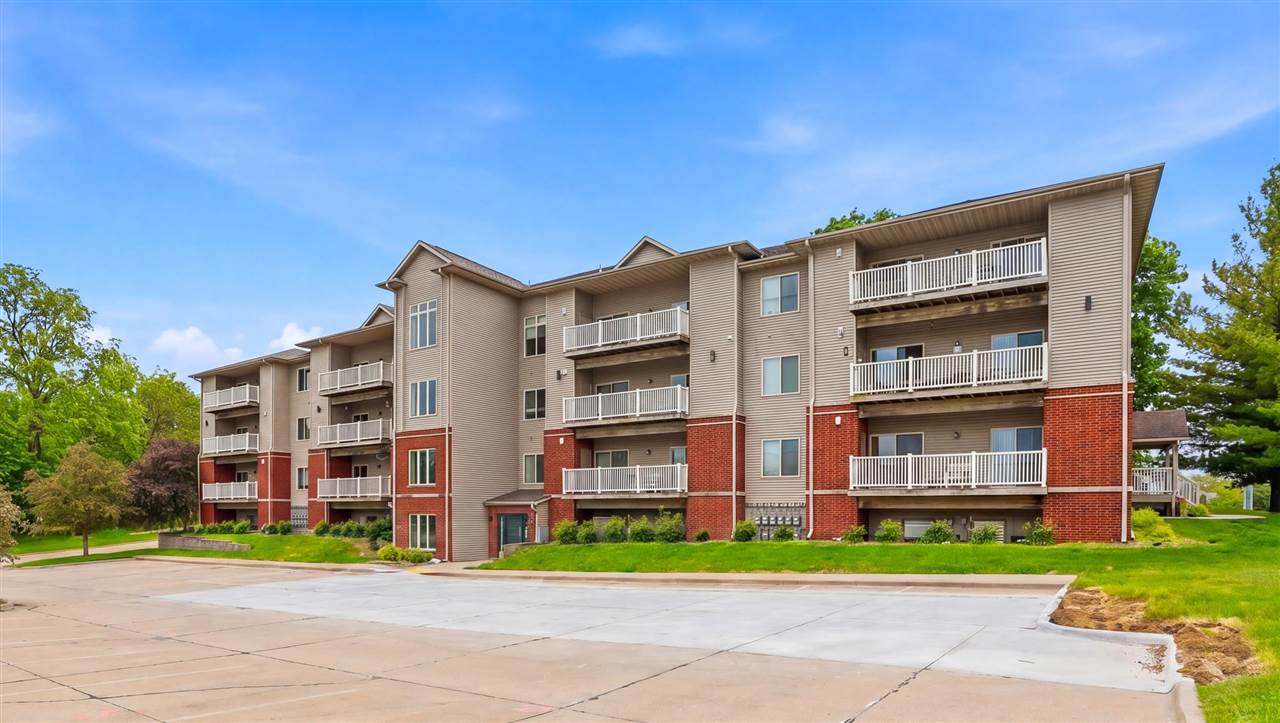 420 N 1st Avenue Iowa City IA 52245