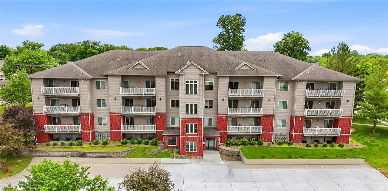 420 N 1st Avenue Iowa City IA 52245