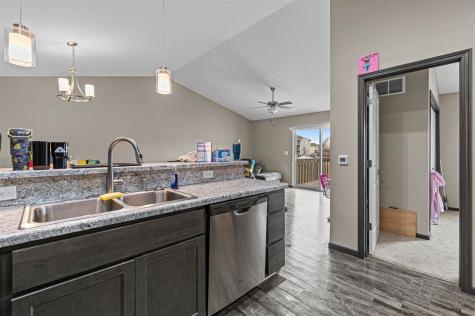 372 Tanglewood Drive Solon IA 52333