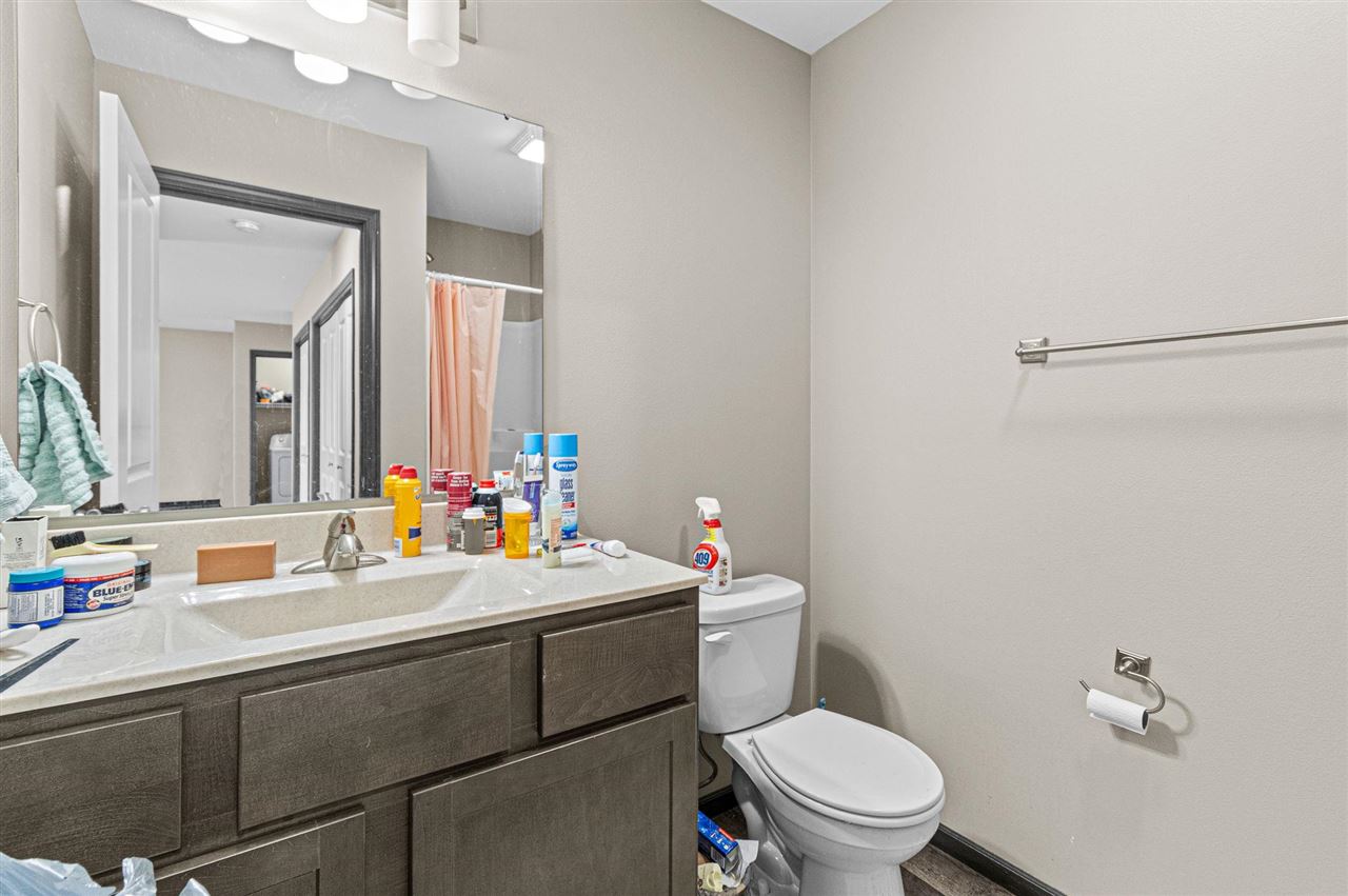 372 Tanglewood Drive Solon IA 52333