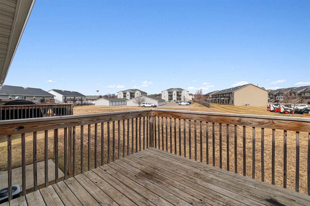 372 Tanglewood Drive Solon IA 52333