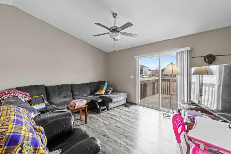 372 Tanglewood Drive Solon IA 52333