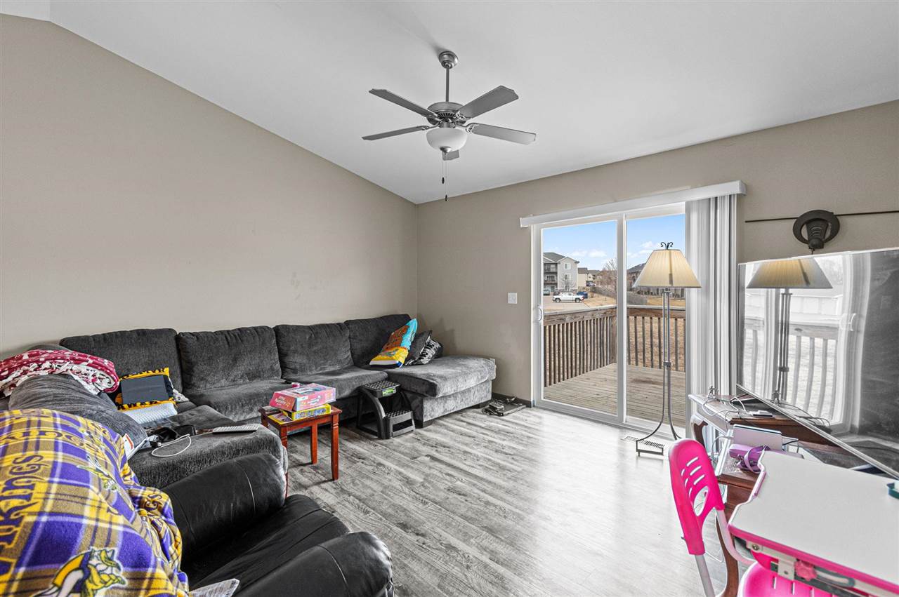 372 Tanglewood Drive Solon IA 52333
