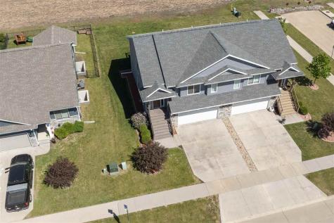 710 Brook Ridge Avenue North Liberty IA 52317