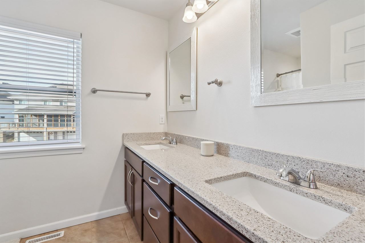1219 Ronald Way North Liberty IA 52317
