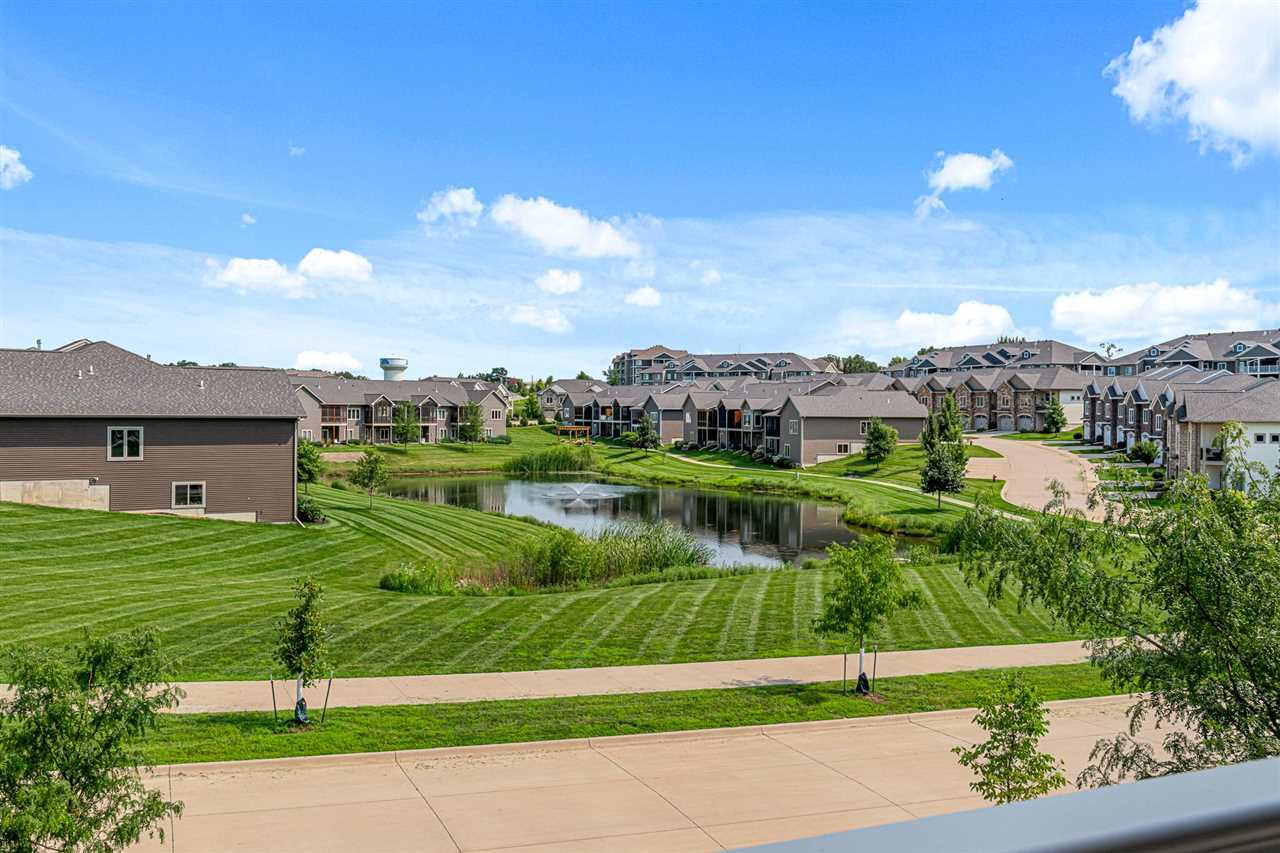 2871 Spring Rose Circle #207 Coralville IA 52241