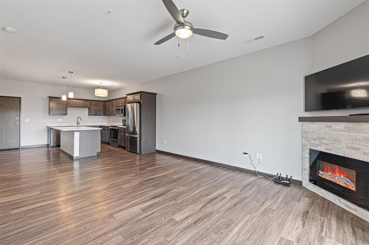 2871 Spring Rose Circle #207 Coralville IA 52241