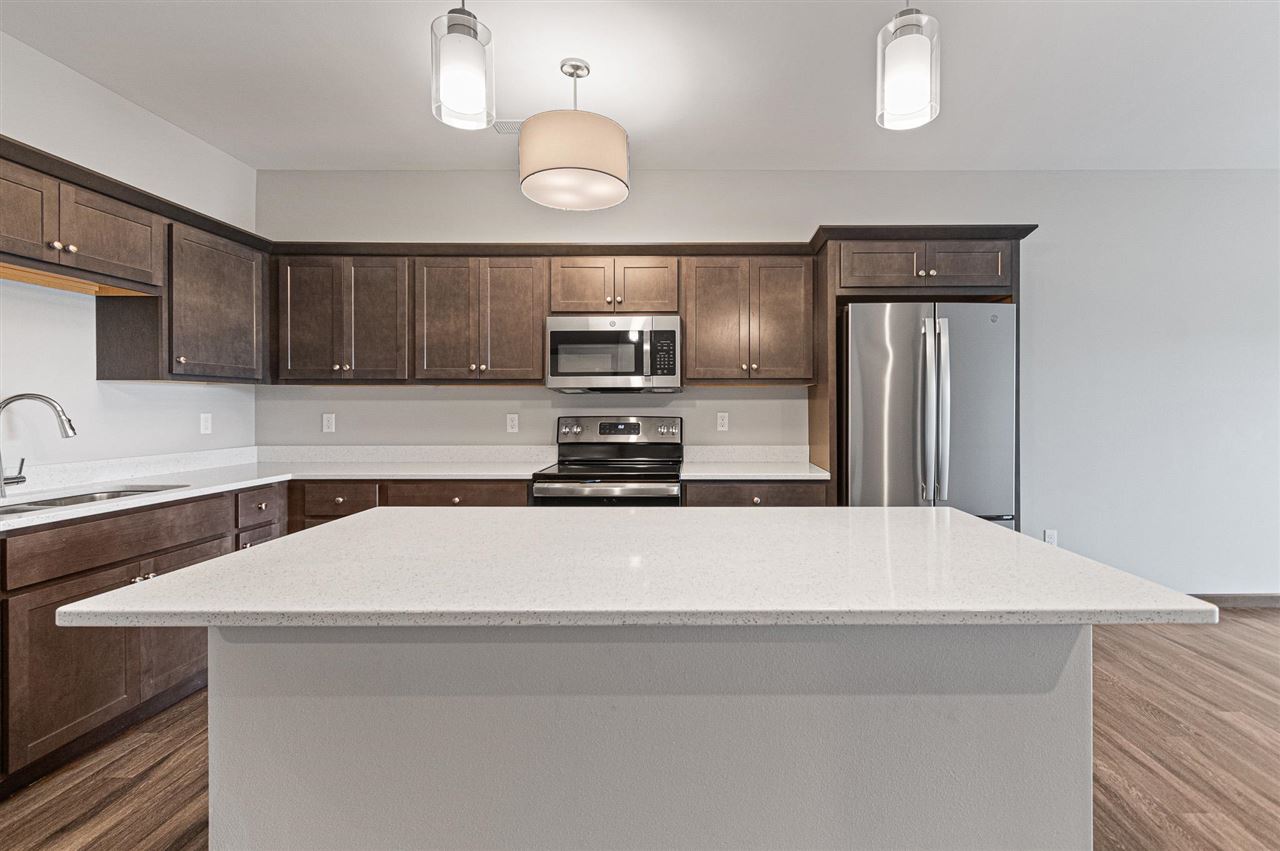 2871 Spring Rose Circle #207 Coralville IA 52241