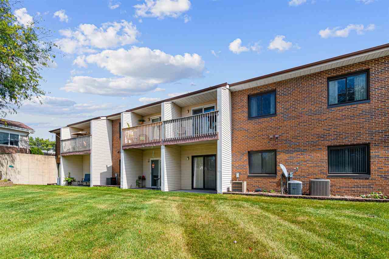 730 S Market Street #12 Solon IA 52333