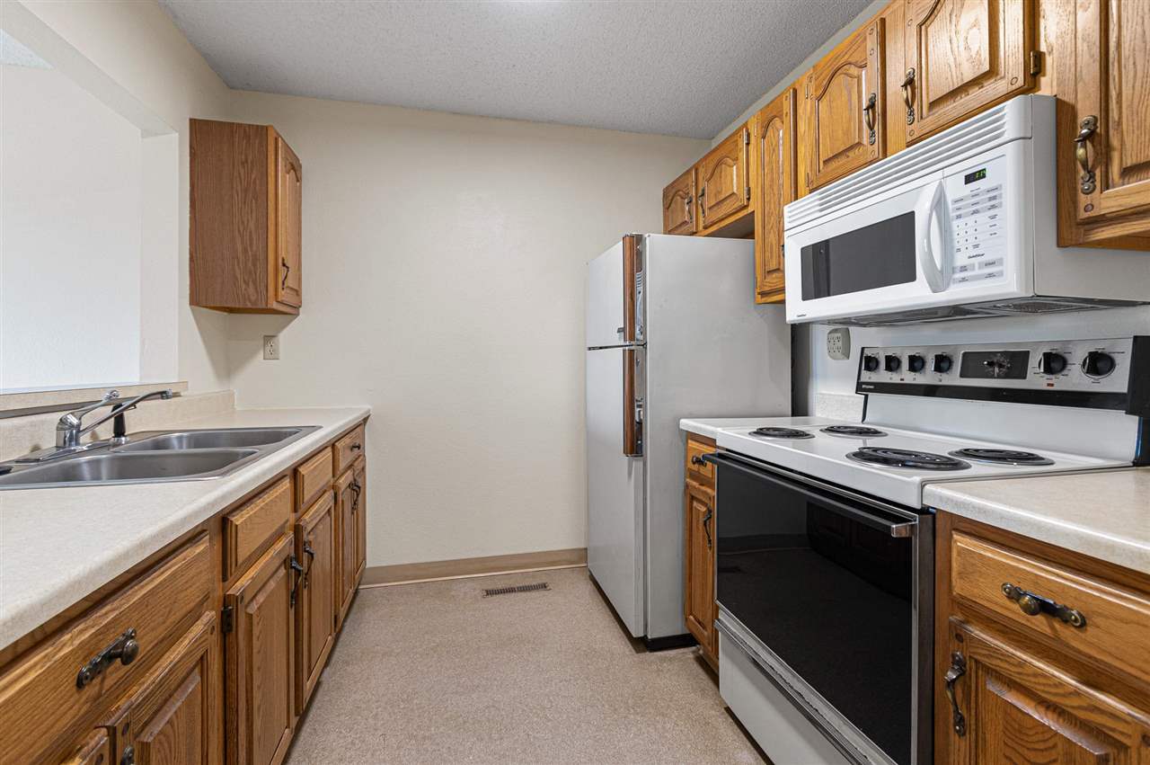 730 S Market Street #12 Solon IA 52333
