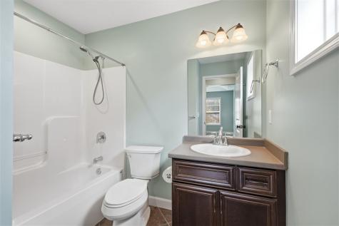 628 Walker Circle Iowa City IA 52245