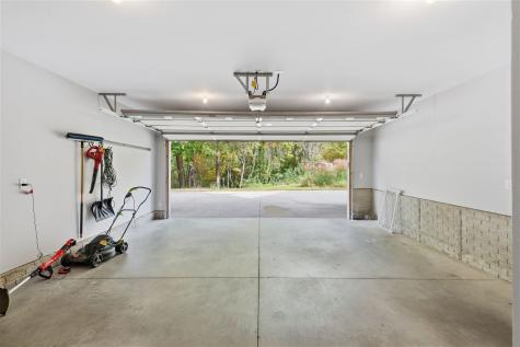 628 Walker Circle Iowa City IA 52245