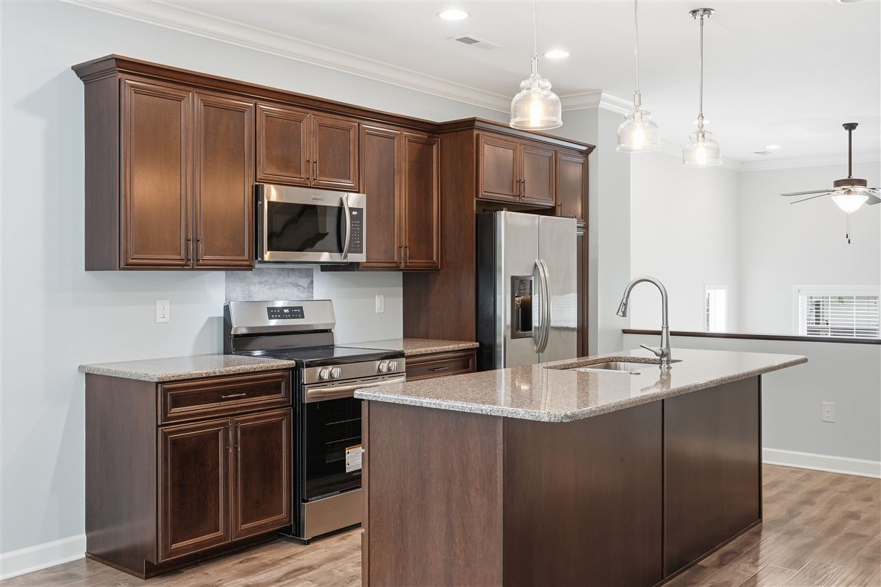 628 Walker Circle Iowa City IA 52245