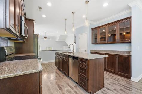 628 Walker Circle Iowa City IA 52245