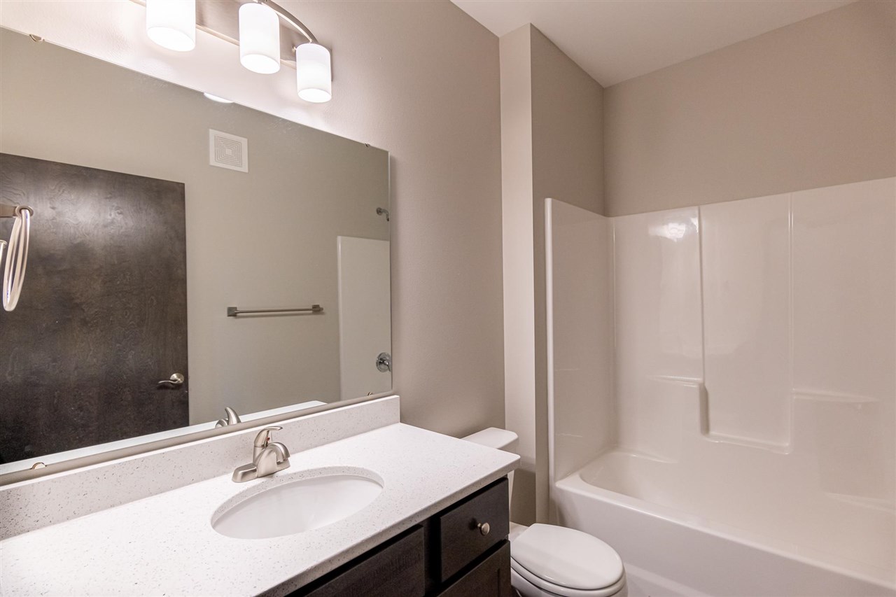 2877 Spring Rose Circle #301 Coralville IA 52241