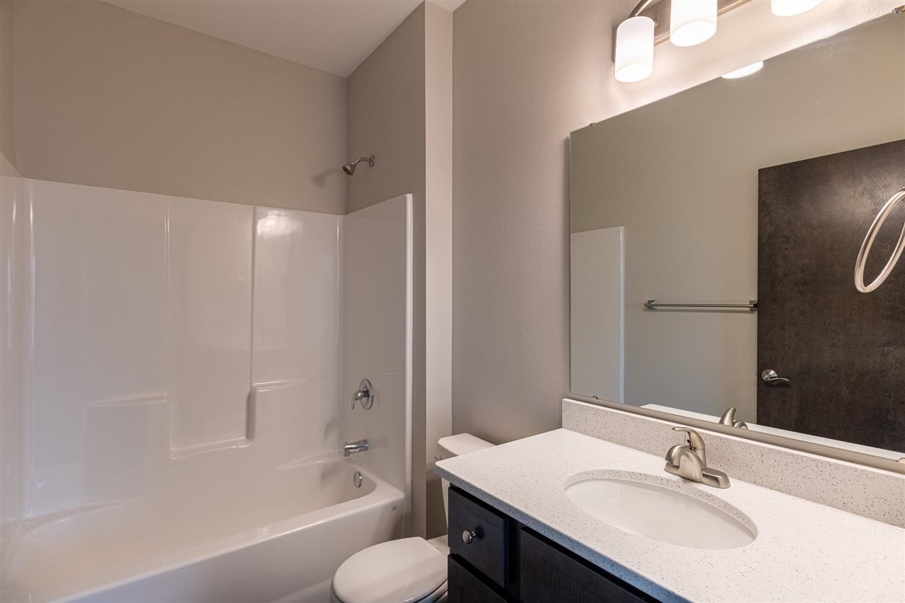 2877 Spring Rose Circle #301 Coralville IA 52241