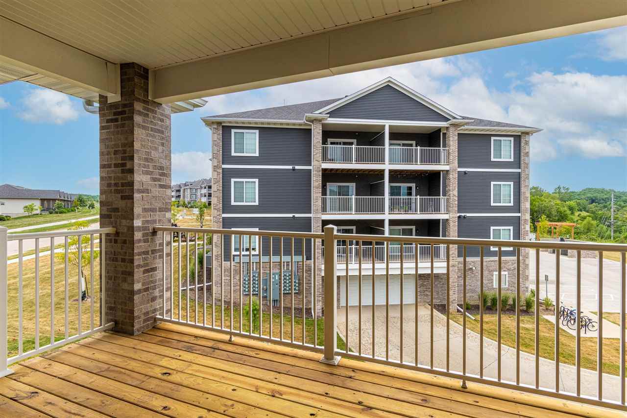 2877 Spring Rose Circle #301 Coralville IA 52241
