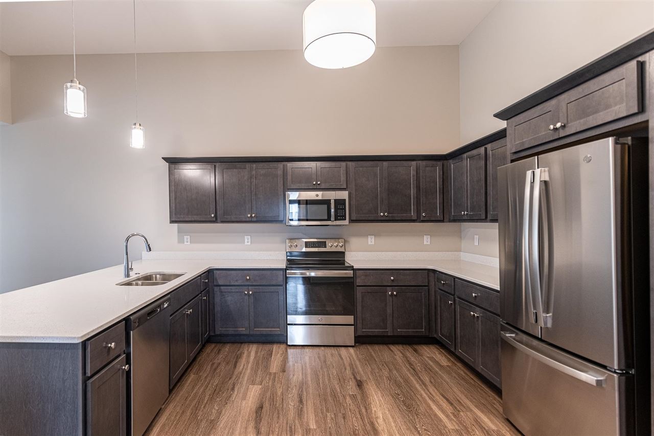 2877 Spring Rose Circle #301 Coralville IA 52241
