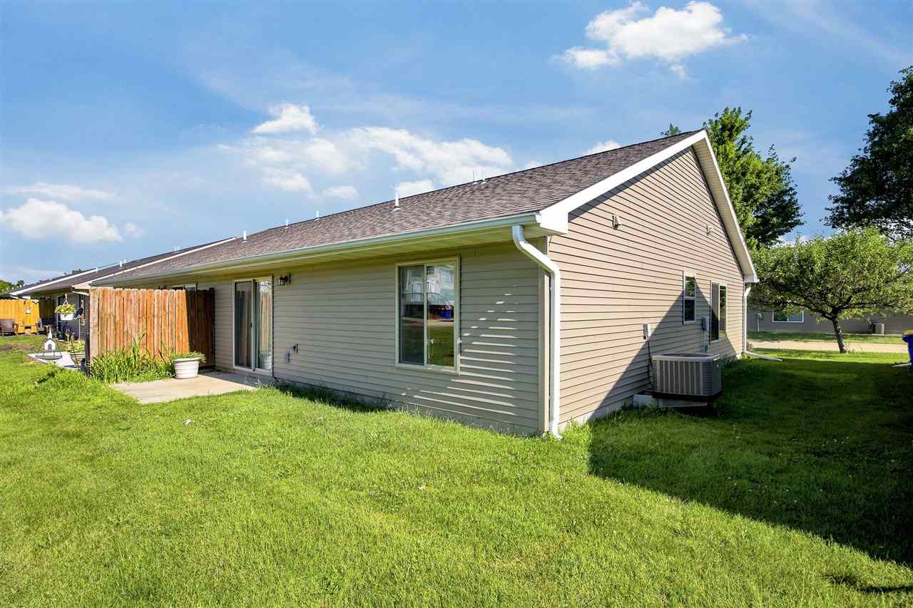 1495 Jaylen Lane North Liberty IA 52317