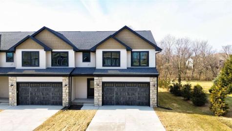 1115 Ivy Lane North Liberty IA 52317