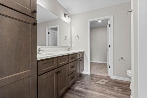 1115 Ivy Lane North Liberty IA 52317