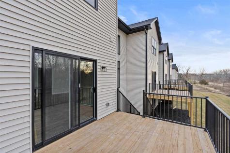 1115 Ivy Lane North Liberty IA 52317