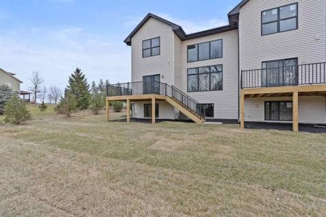 1115 Ivy Lane North Liberty IA 52317