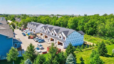 1115 Ivy Lane North Liberty IA 52317