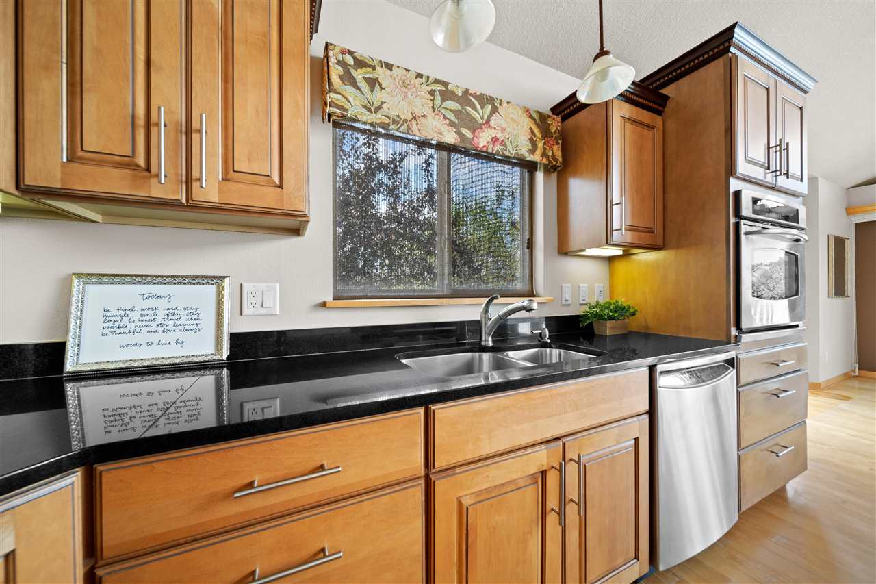 51 Montgomery Place Iowa City IA 52240