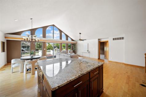 51 Montgomery Place Iowa City IA 52240