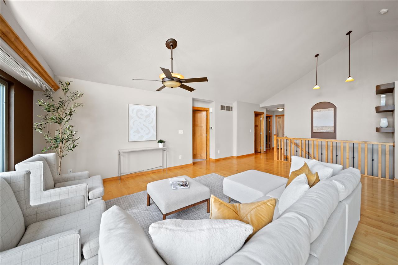 51 Montgomery Place Iowa City IA 52240