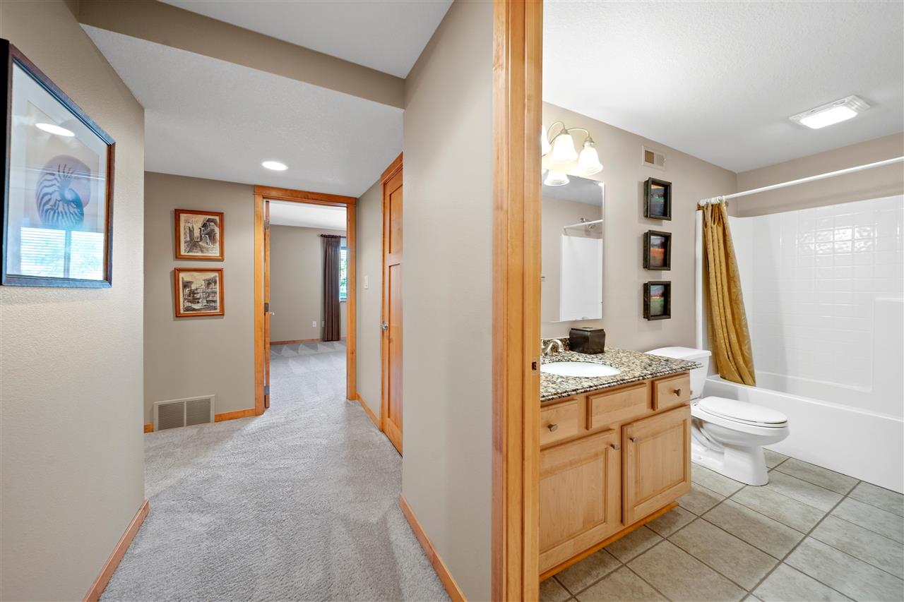 51 Montgomery Place Iowa City IA 52240