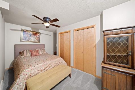 51 Montgomery Place Iowa City IA 52240