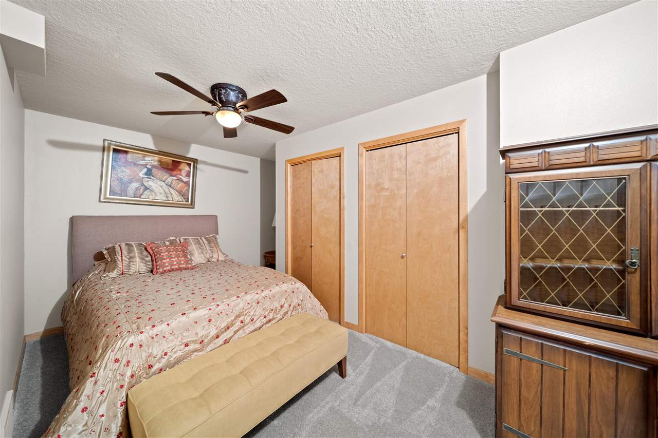 51 Montgomery Place Iowa City IA 52240