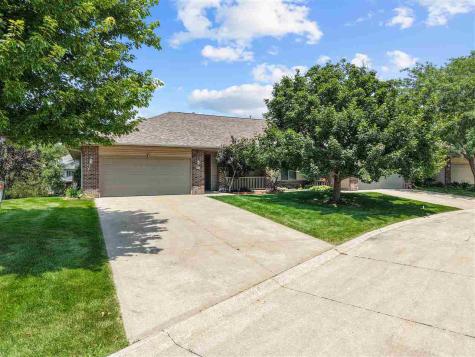 51 Montgomery Place Iowa City IA 52240
