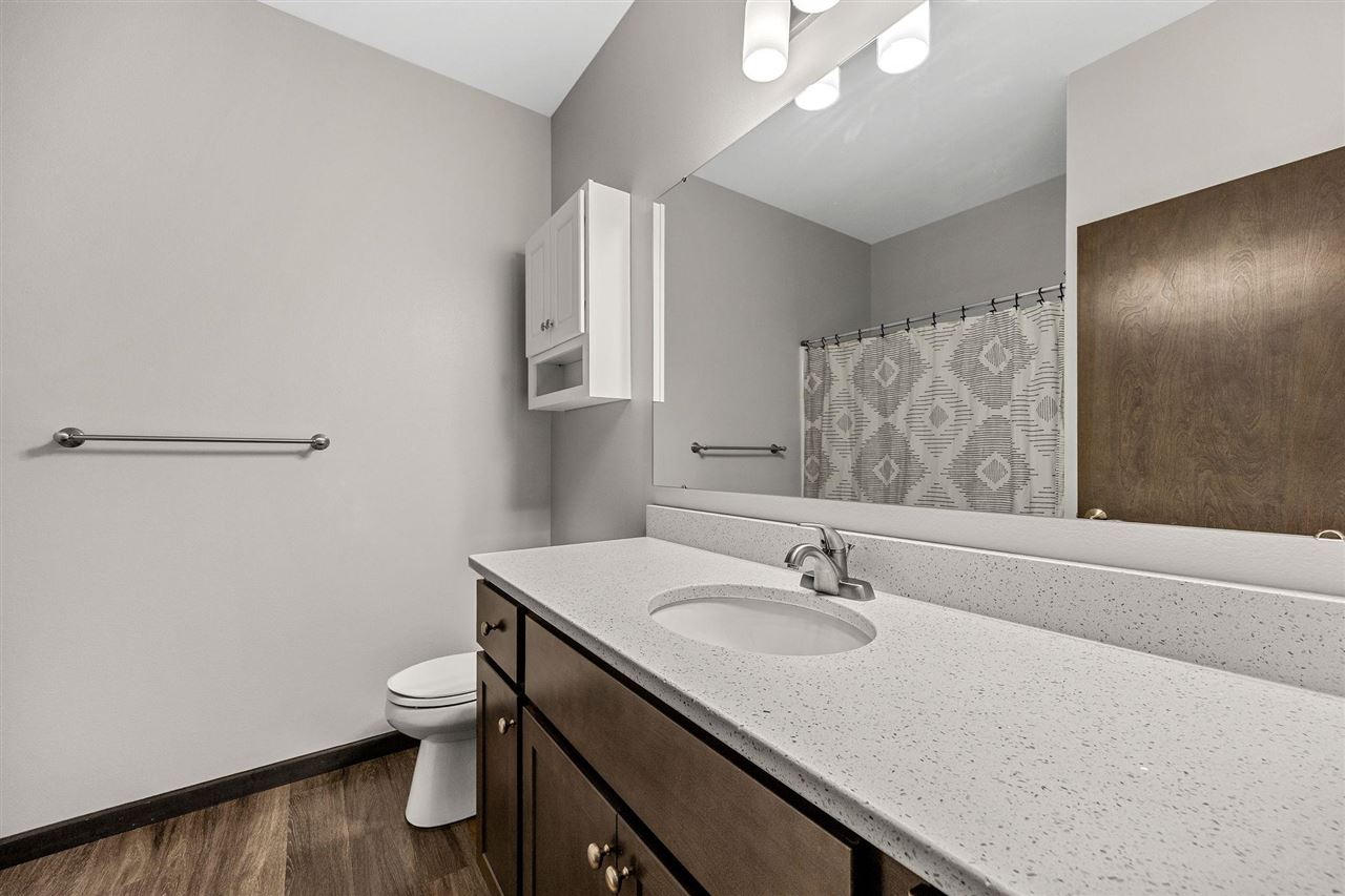 2871 Spring Rose Circle Coralville IA 52241