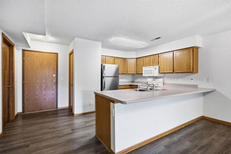 536 Westside Drive Iowa City IA 52246