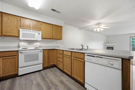 536 Westside Drive Iowa City IA 52246