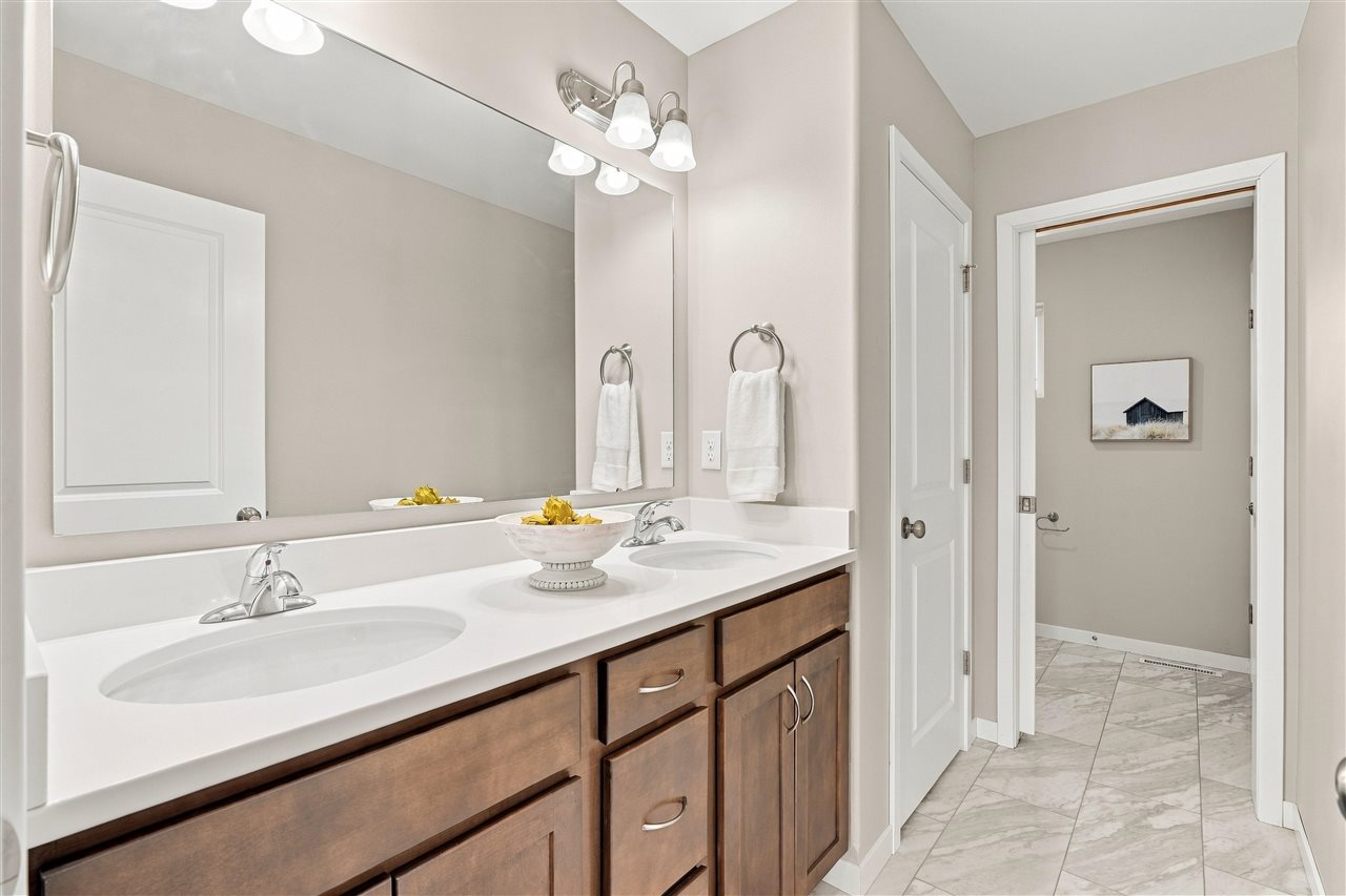 471 Potter Street Tiffin IA 52340