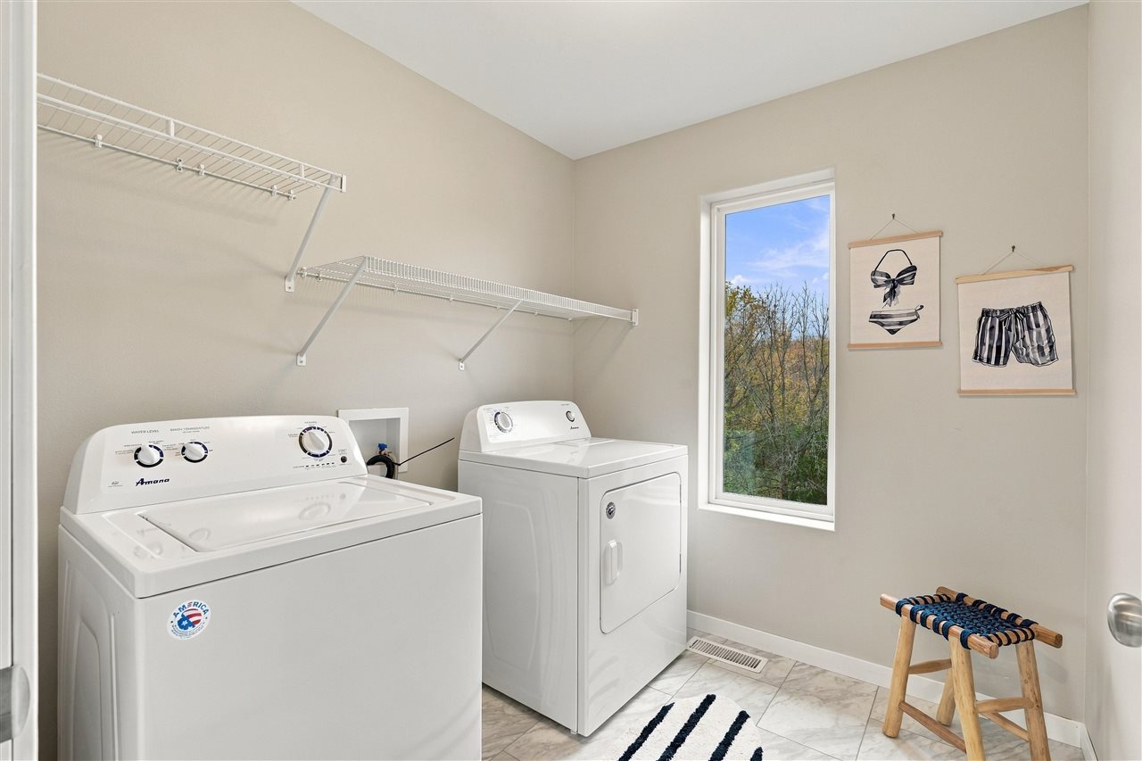 471 Potter Street Tiffin IA 52340