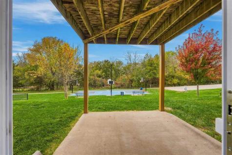 471 Potter Street Tiffin IA 52340