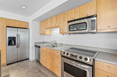 221 E College Street Iowa City IA 52240