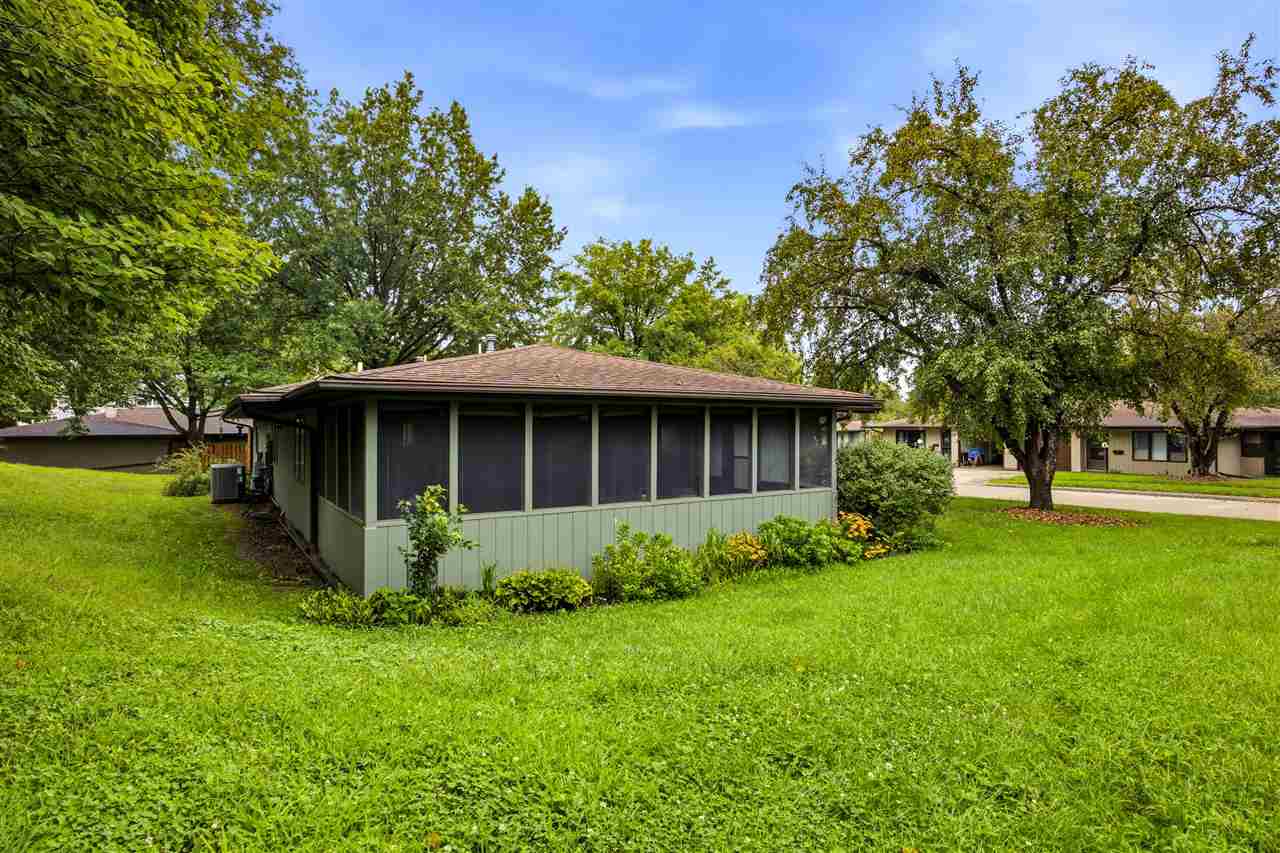 3302 Hanover Court Iowa City IA 52245