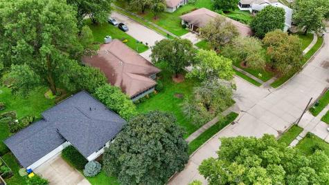 3302 Hanover Court Iowa City IA 52245