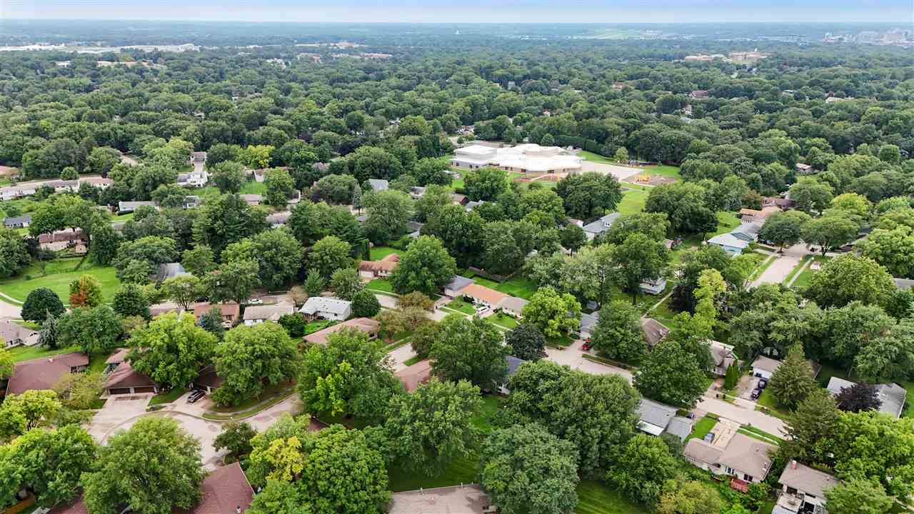 3302 Hanover Court Iowa City IA 52245
