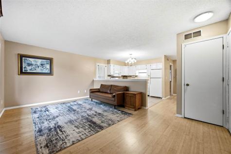 3302 Hanover Court Iowa City IA 52245